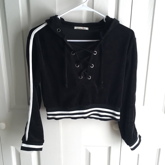 Better Be Tops - Black velvet crop top Better Be Tops - Black velvet crop top